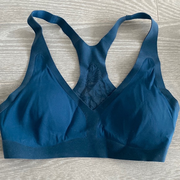 Blue padded sports bra - Picture 1 of 3